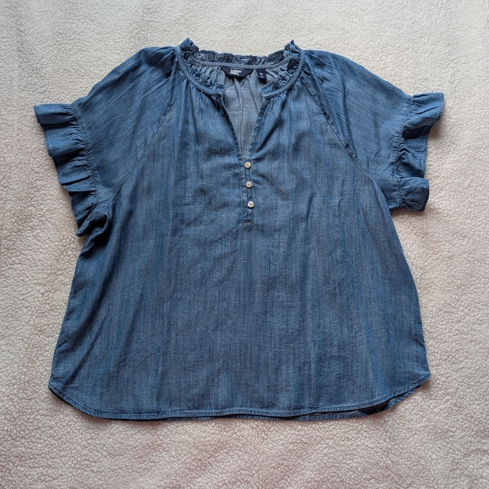 LIKE NEW Land's End denim short ruffle sleeve blouse